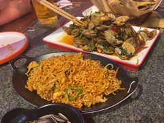 -路边边.炒菜烧烤.音乐餐厅(良乡长虹店)