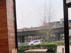 -麦当劳(长江西路得来速店)