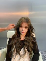 -Tloml salon