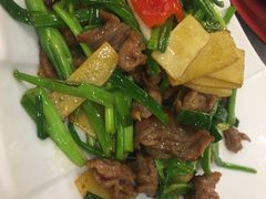 姜葱炒牛展-围龙屋客家食府(福田店)