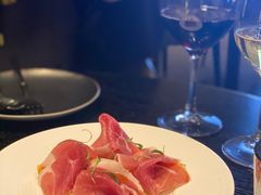 -wineapp葡萄酒餐吧(外滩金融中心店)