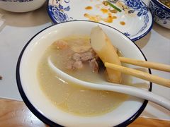-朴小妹人参鸡汤火锅(长白山万达店)