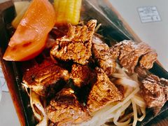 -穹六人间 people 6(岳阳路店)