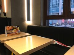 -麦当劳(新王府井店)