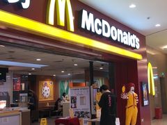 门面-麦当劳(沙河店)