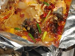 -愿者上钩·纸包鱼(翻身店)