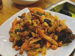 拌花菜-喇喇排骨火锅·传统韩式脊骨汤(望京西园总店)