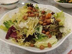 -汗腾格里·风味餐厅(新疆驻京办店)