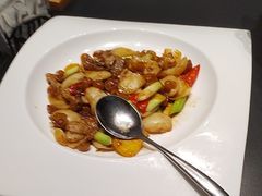 -忆江南·临江鱼馆