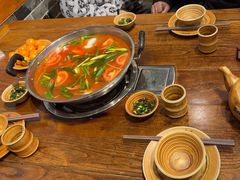 -亮欢寨酸汤鱼(沙冲路店)