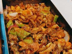 -老东镇啤酒屋海鲜加工·蒸汽海鲜·海鲜烧烤(台东店)