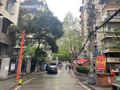 -万松园美食街