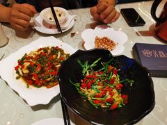 -小芙蓉湘菜馆(易生活购物公园店)