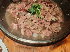 -大众跷脚牛肉馆·非遗传承单位(峨眉山店)