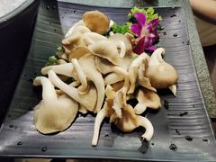 -菌自在·云南野生菌火锅(长安万达店)