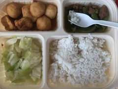 -张家界荷花国际机场