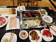 -百年川椒重庆老火锅(光谷店)