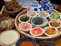 -包整·丝娃娃(一览甲秀楼风景店)