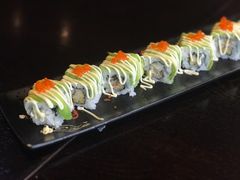 牛油果软壳蟹卷-羽山料理