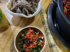 -灌县老妈砂锅串串香(万科红生活广场店)