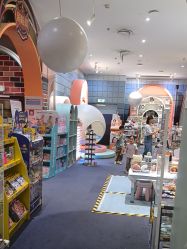 -奈尔宝家庭中心·亲子餐厅(华采天地店)