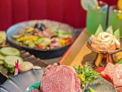 -铭牛烧肉·和牛海鲜自助(高新月牙湖店)
