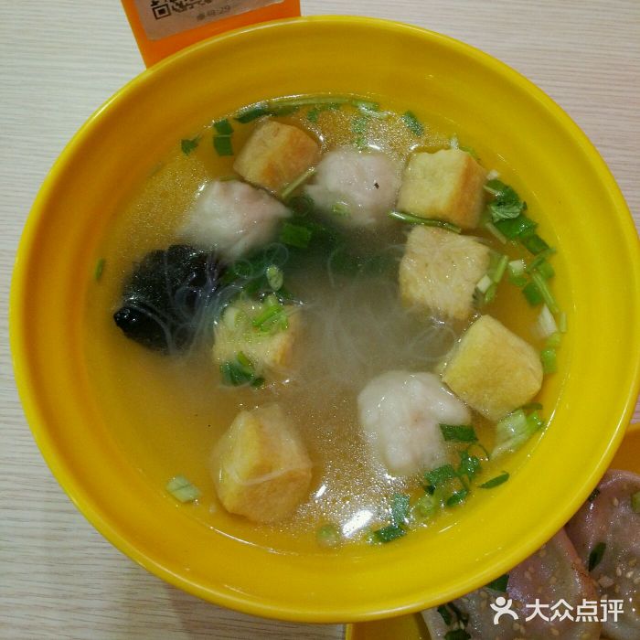 油豆腐魚丸粉絲湯