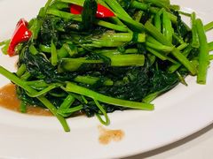 -肥仔文澳门猪骨煲(南京西路店)