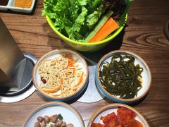 -明洞阿姨·韩式酱蟹烤肉·创意料理(三元桥店)