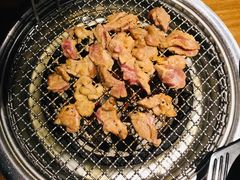 韩式腌猪王排-·缸桶屋·韩式牛肋条自助烤肉(西湖D11店)