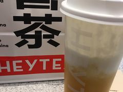 -喜茶(北京华贸购物中心店)