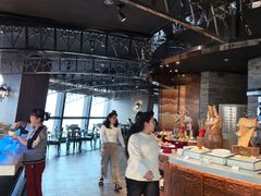 -锦厨国际自助餐厅 · 云端景观 (昆明索菲特大酒店)