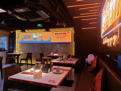 大堂-鸣记脆皮烤鱼·海鲜烤鱼(三八广场店)