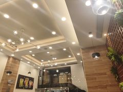 -佰搭果·广式茶餐厅(西华路店)