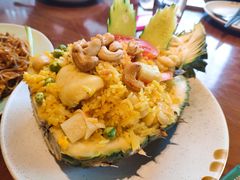 菠萝海鲜炒饭-mango tree芒果树泰国餐厅(青岛万象城店)