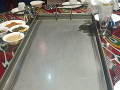 餐桌-丝路香妃西域清真餐厅