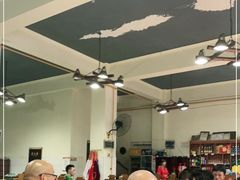 大堂-佘记全家福芋儿鸡(向阳街总店)