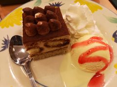 提拉米苏乳酪蛋糕-萨莉亚意式餐厅(深圳北站店)