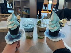 -抱抱地球咖啡馆(国家海洋博物馆店)