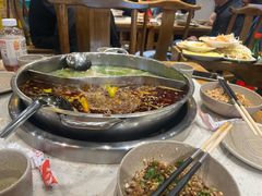-肖肖酸萝卜鱼火锅(总店)