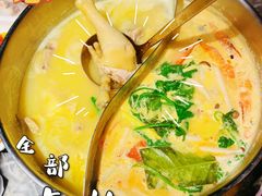 -禄婶鸡煲·打边炉