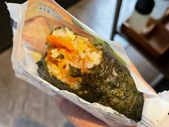 奥尔良烤鸡大口饭团-一鸣真鲜奶吧(双菱路店)