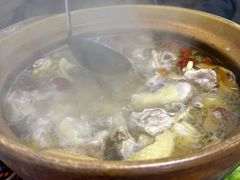 -威邵鸡煲(西华路总店)