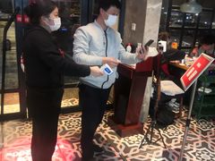 -季季红火锅(青山湖万达店)