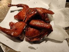 -蝴蝶里·粤菜·点心(滨江龙湖店)