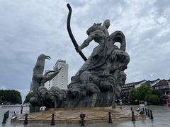 -巴陵广场