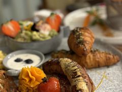 -Mark&Mars Restaurant