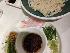 老北京炸酱面-贝勒爷·酥不腻烤鸭