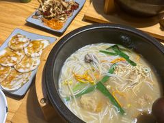 -勺子米线·云南传统小吃市集(四方街店)