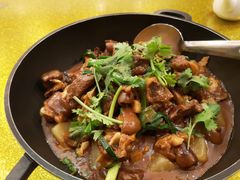 萝卜羊腩煲-六婶西关小厨(光塔路店)
